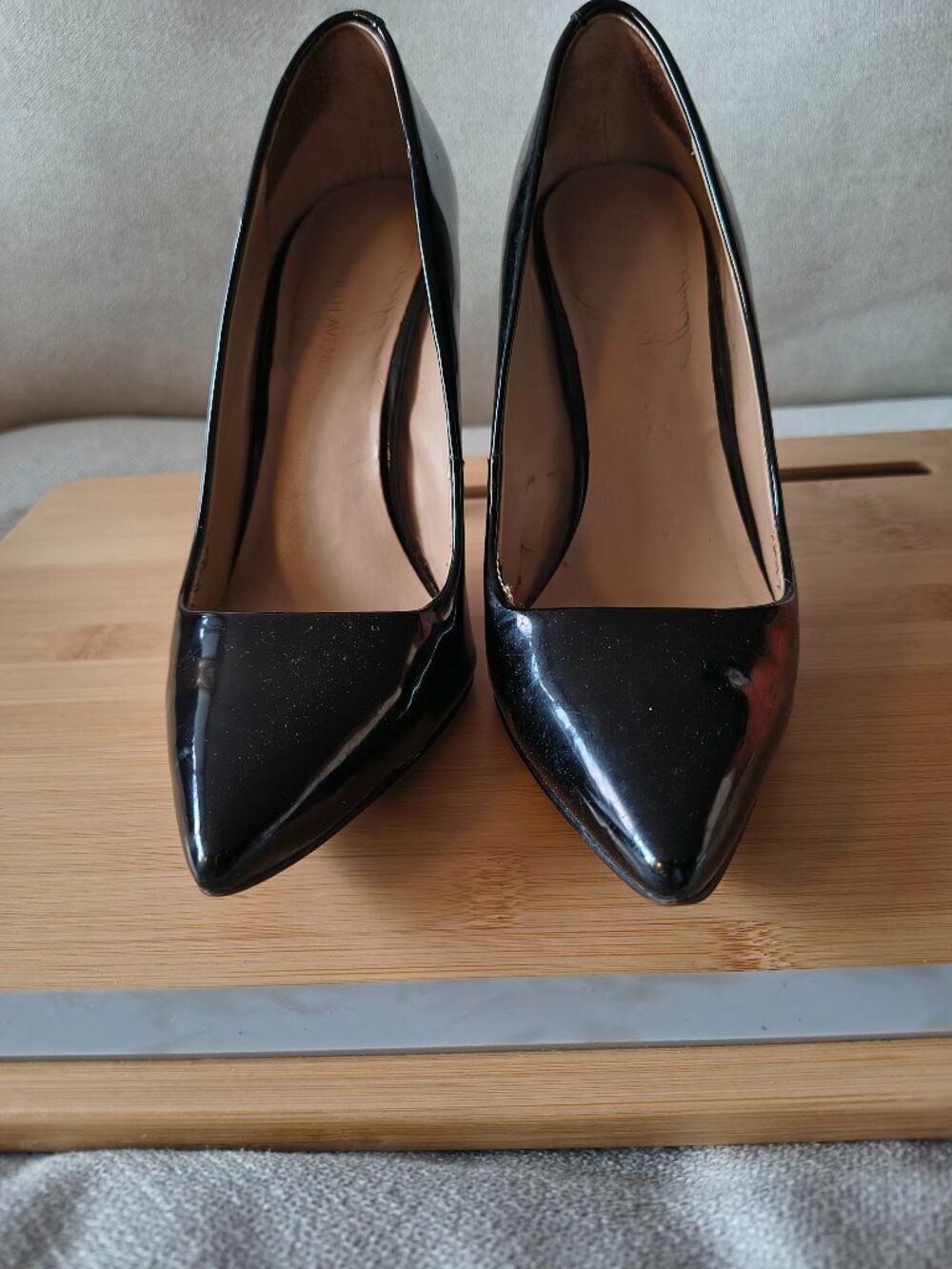 Saks Fifth Avenue Black Patent Pointed Toe Pumps 5.5